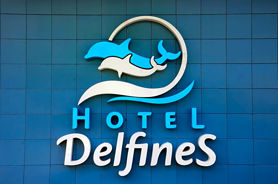 Hotel Delfines