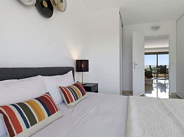 Cannes Marina Appart Hotel Mandelieu