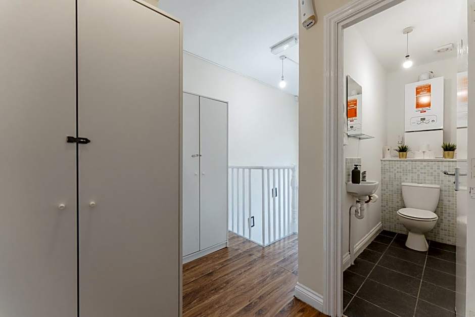 Mile End Rooms – London