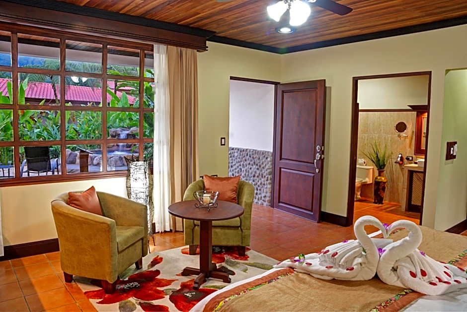 Volcano Lodge, Hotel & Thermal Experience