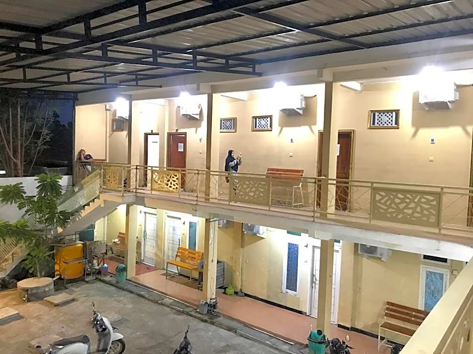 Grand Hagawa Syariah near Alun Alun Lamongan RedPartner