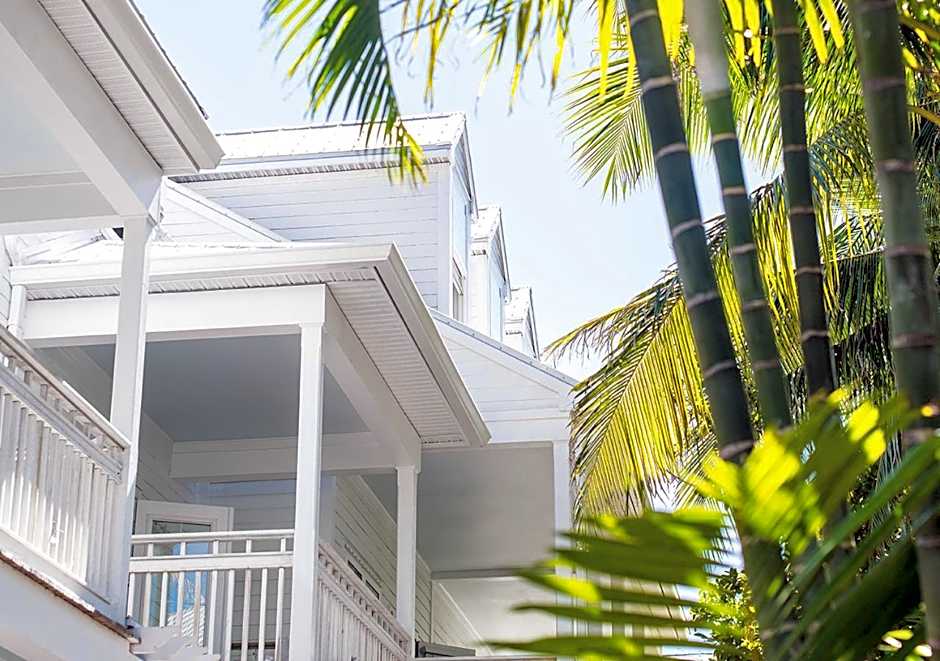 Parrot Key Hotel & Villas