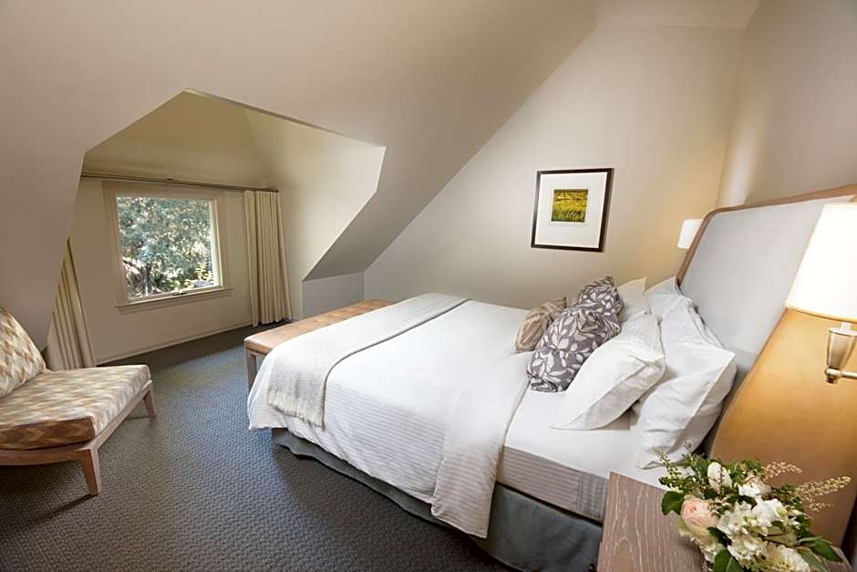 Photo 1 of 5 of 1 King Bed Suite