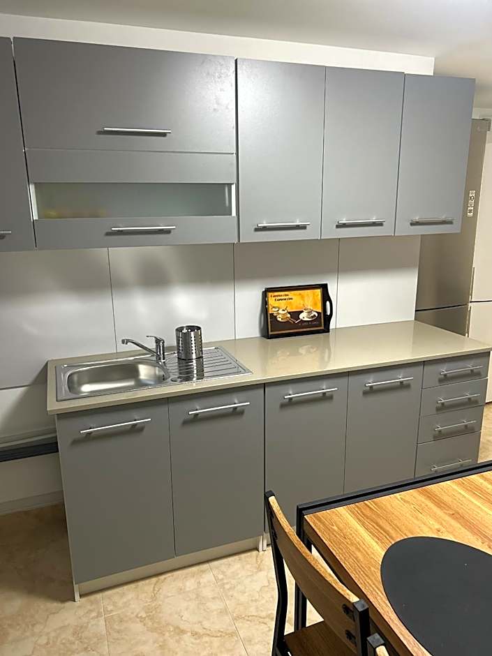 Hostel 24 Miejsca Parkingowe Noclegi Pracownicze.