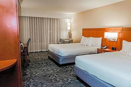 Queen Room with Two Queen Beds and Roll-in Shower - Mobility and Hearing Accessible