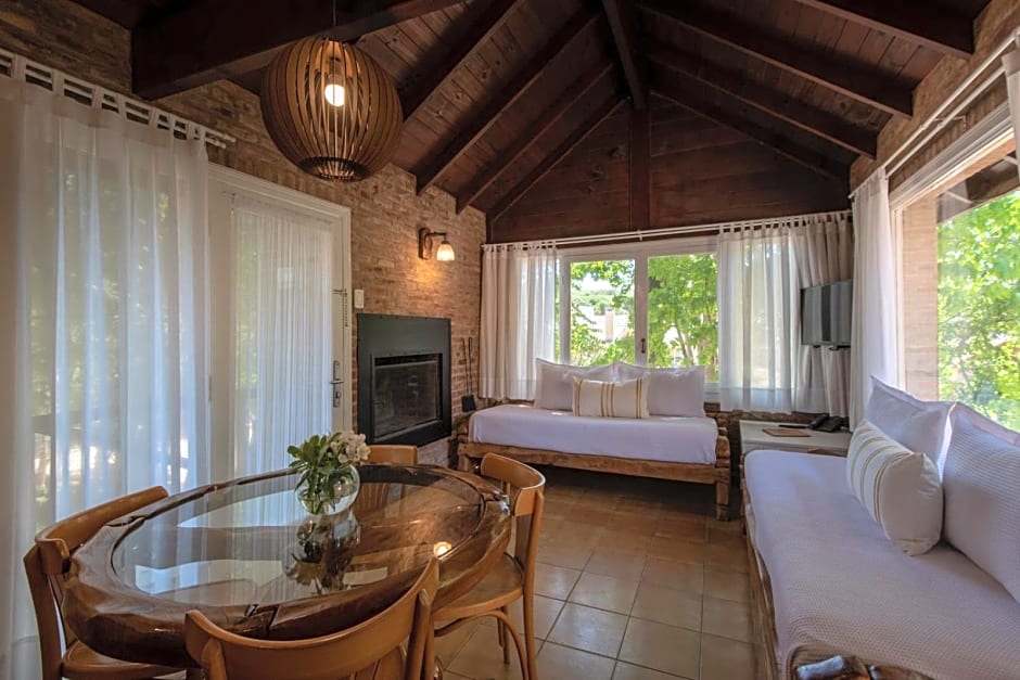 Carilo Village Apart Hotel & Spa