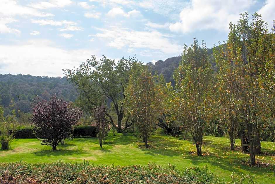 Finca Marix, Villa del Carbón