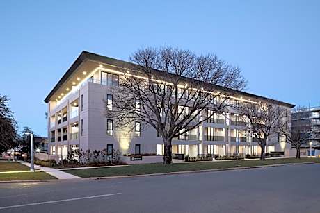 Knightsbridge Canberra