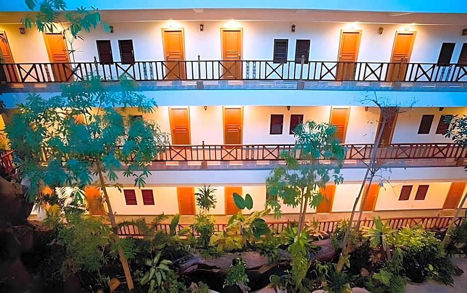 Chaikana Thani Hotel