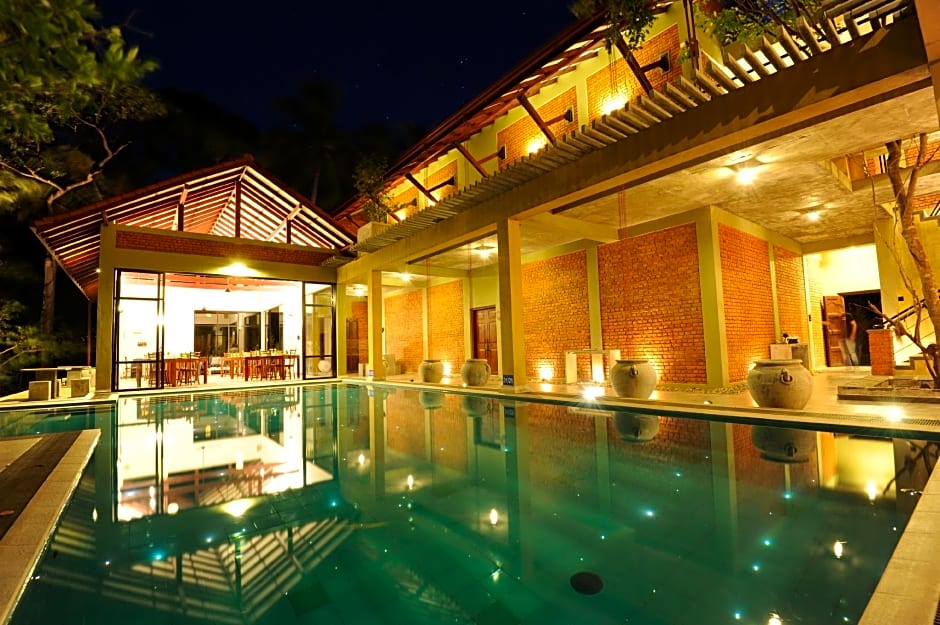 Arika Villa