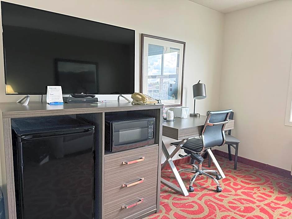 Ramada by Wyndham Sherwood Park