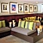 Sunset Marquis Hotel