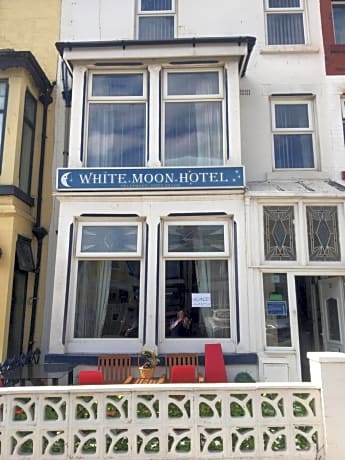 White Moon Hotel