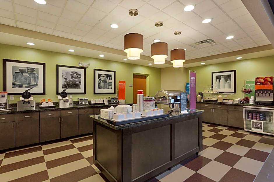 Hampton Inn By Hilton & Suites Parkersburg Downtown