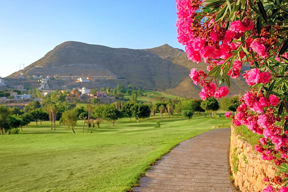 Envia Almería Apartments Spa & Golf