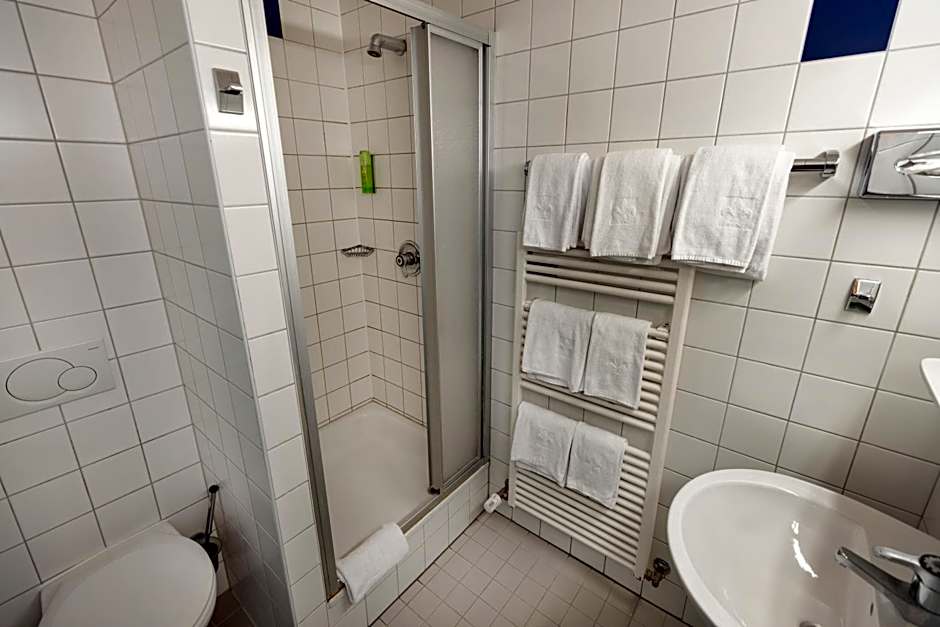 JUFA Hotel Kaprun - Summercard included