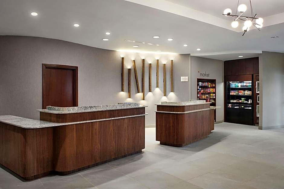 Courtyard by Marriott Hamilton