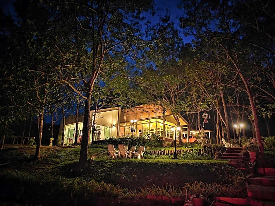 สวนลุงวรRanongGlamping