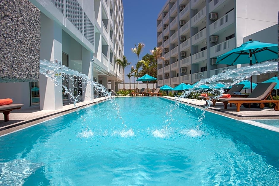 Recenta Phuket Suanluang by Deevana