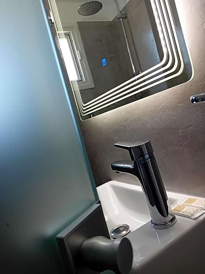 Studios Spiros Parga