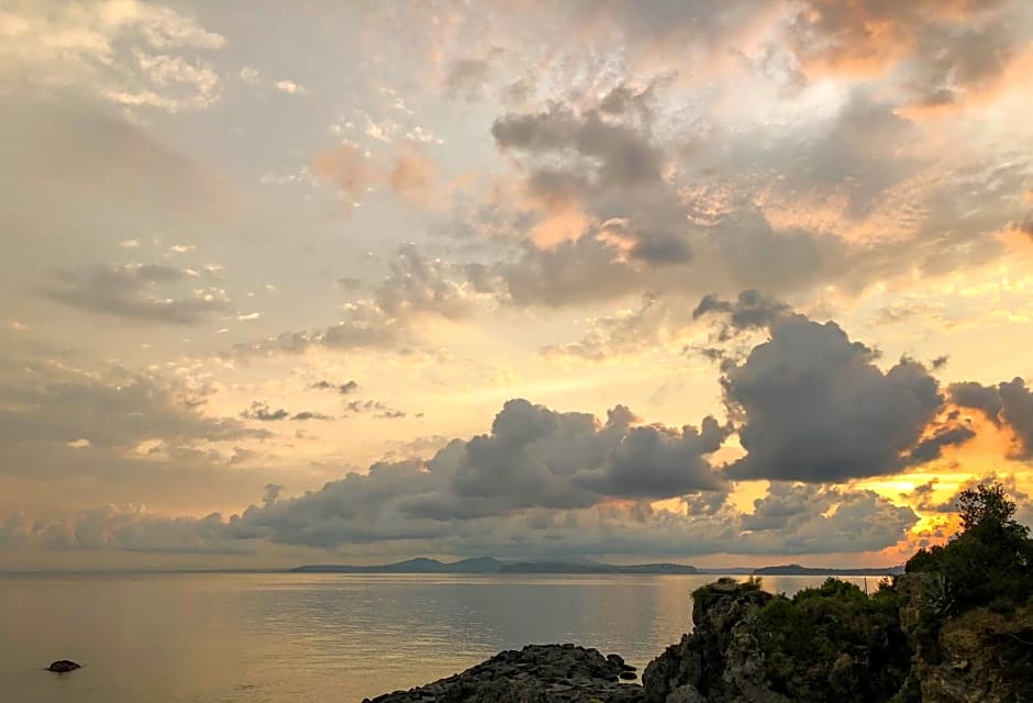 Nelinda Waterfront Accommodation