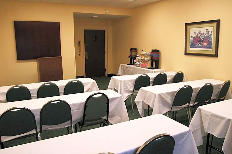 Hampton Inn By Hilton And Suites Jackson-Coliseum