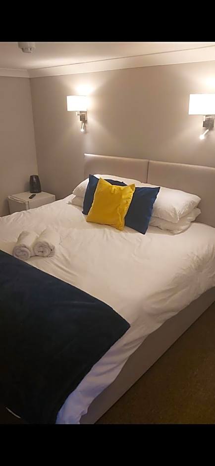 The Red Lion Great Offley