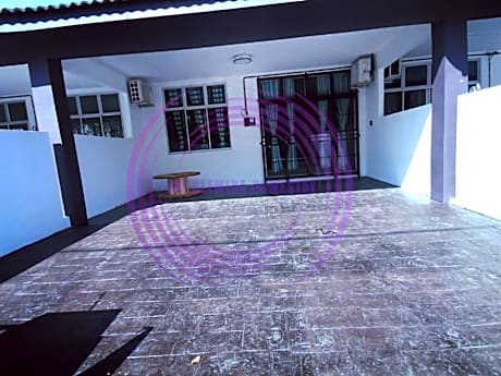 THE CLEMIRA HOMESTAY