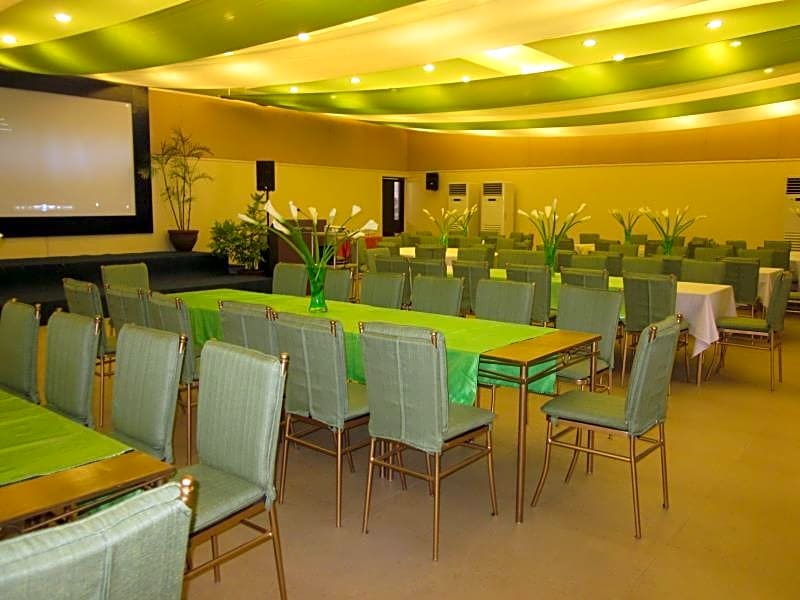 Hotel Tropika