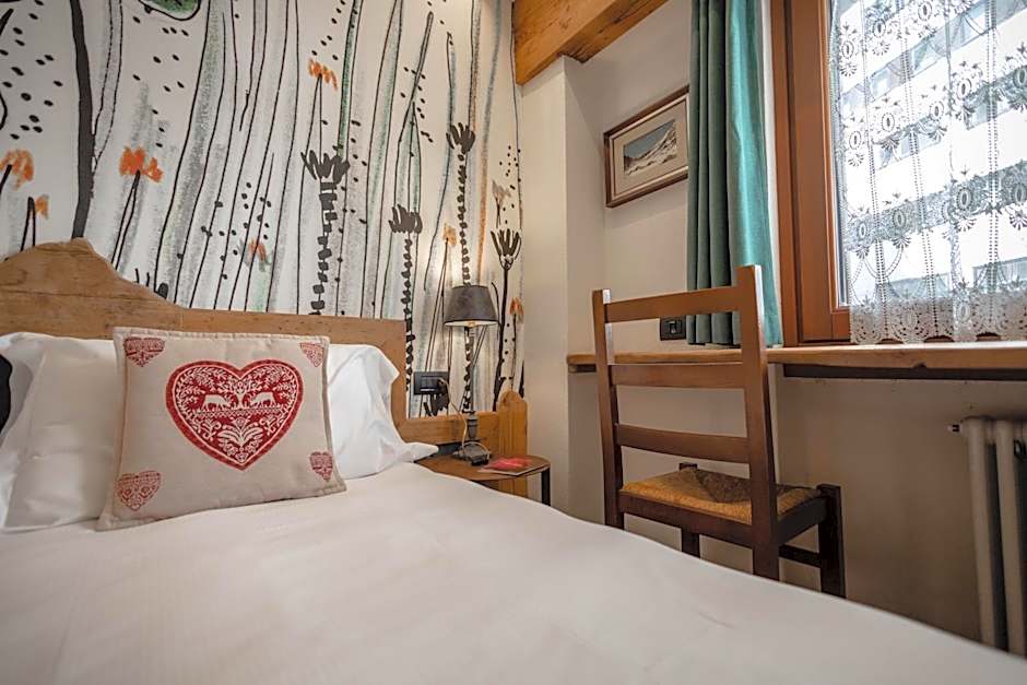 Hotel & Ristorante Serenella