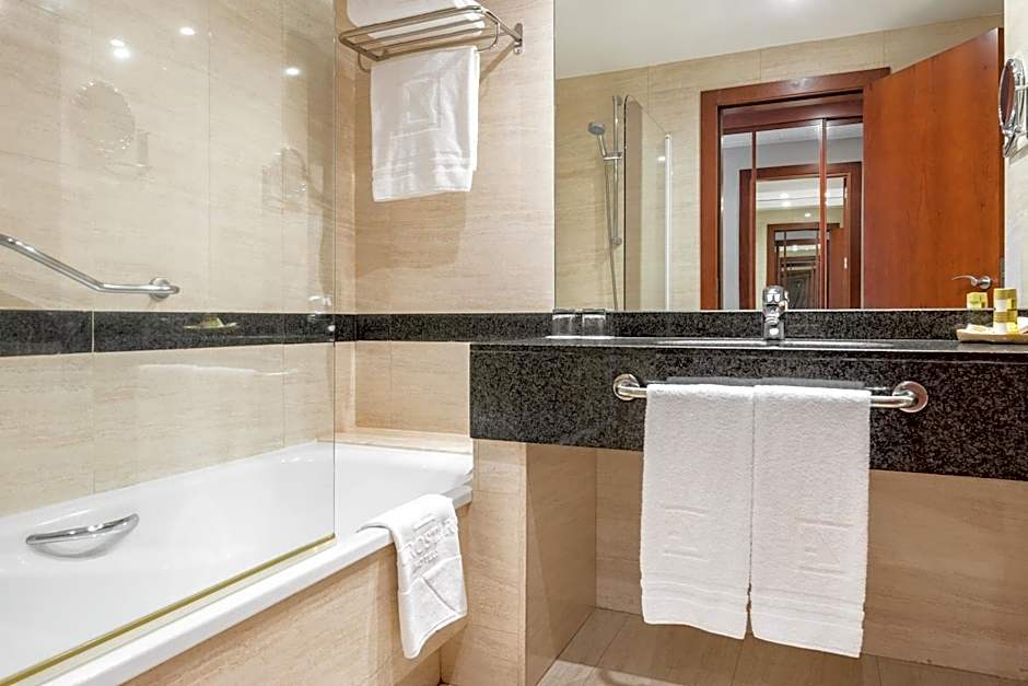 Eurostars San Lazaro