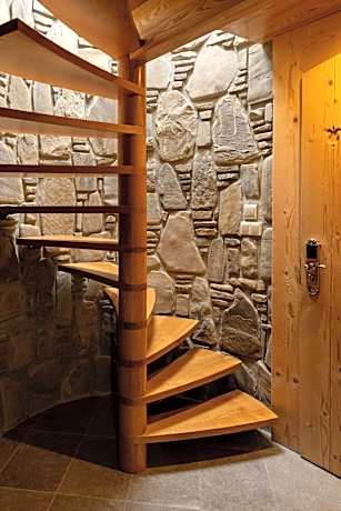 Apartment - Split Level