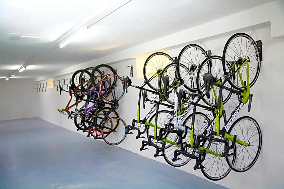 Constantinou Bros Athena Royal Beach Hotel