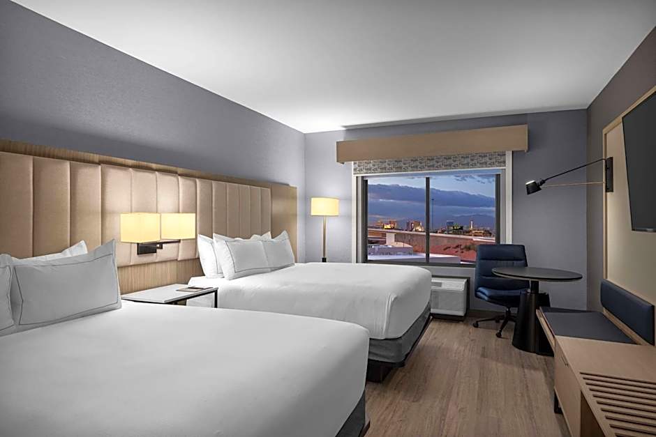 DoubleTree By Hilton Club Las Vegas Airport