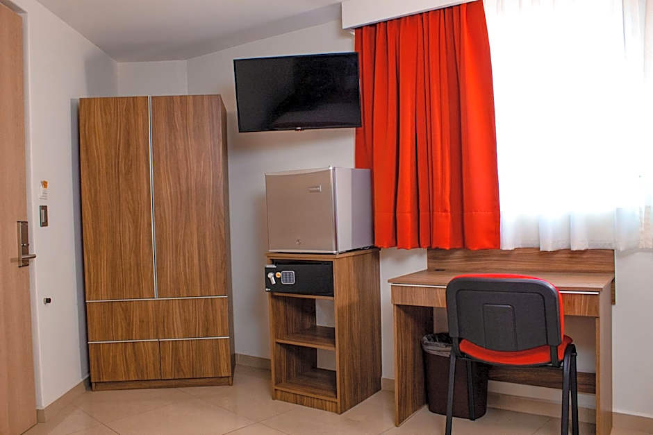 La Casa del Reloj - Zona de Hospitales