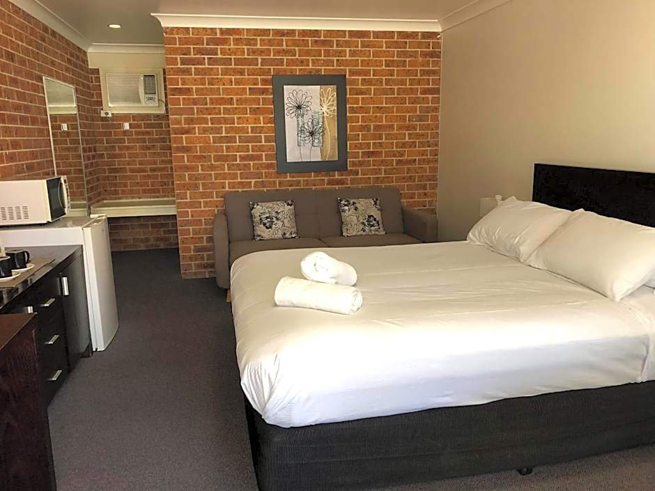 Lake Macquarie Motor Inn