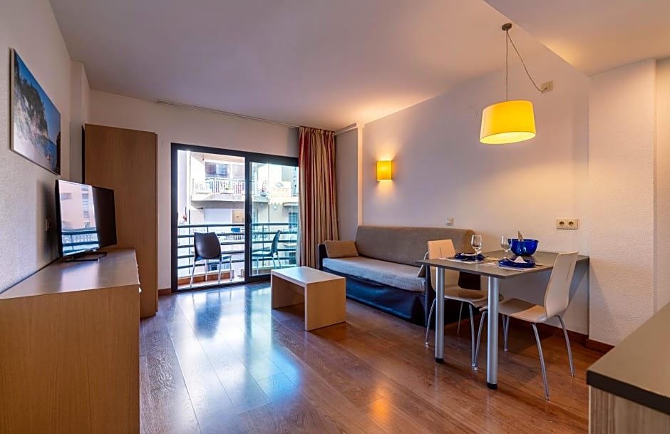 Almirall Apartaments