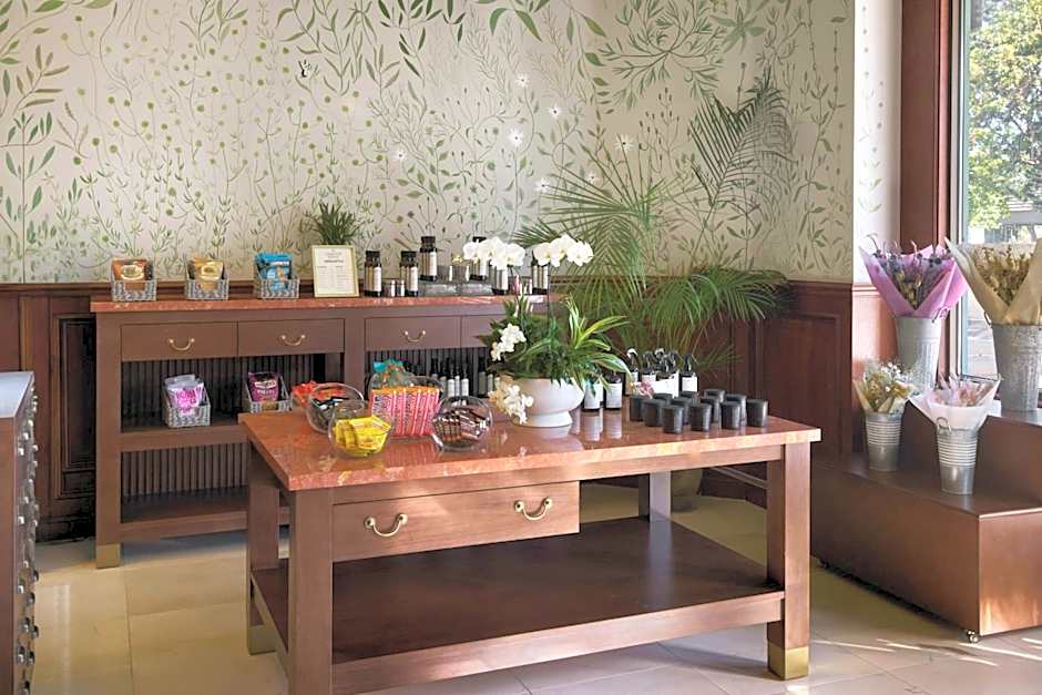 The Carlton Hotel, Atascadero – Paso Robles, a Tribute Portfolio Hotel