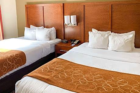 Suite with Two Queen Beds - Non-Smoking