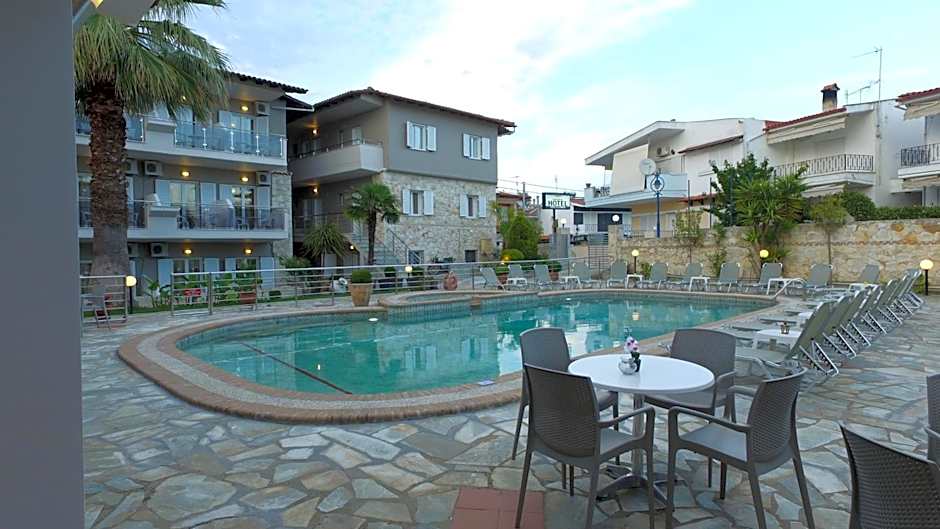 Sarantis Hotel