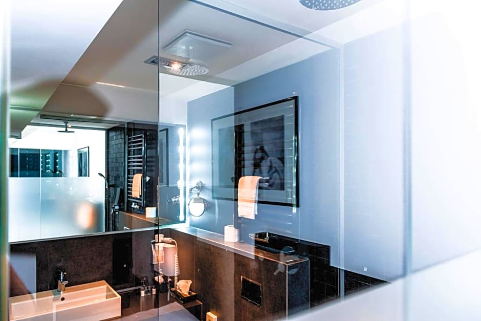 Bliss Hotel