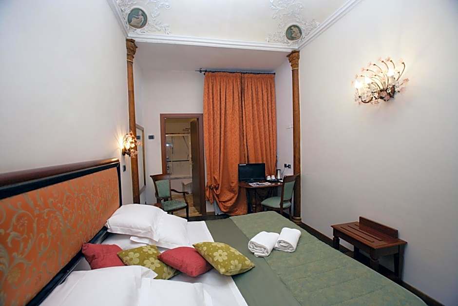 Domus Florentiae Hotel