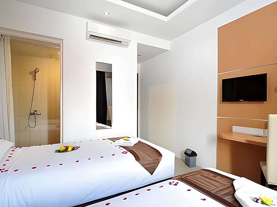 Nozz Hotel