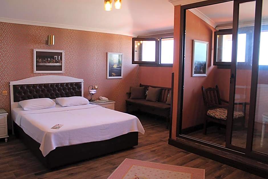 Bella View Art Boutique Hotel