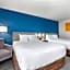 Comfort Inn & Suites Sheboygan I-43