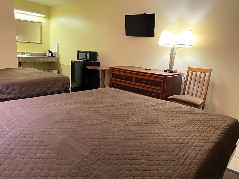 Photo 1 of 5 of 2 Queen Beds