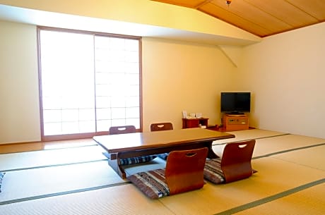 Japanese-Style Room - Sea Side