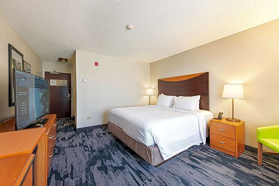 Fairfield Inn & Suites by Marriott Chicago Naperville