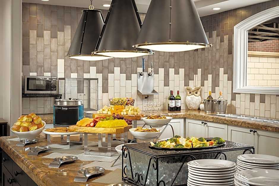 Homewood Suites by Hilton @ The Waterfront