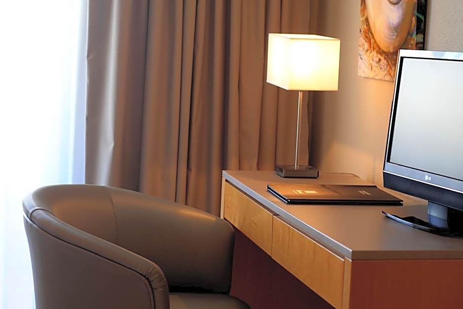 The Navigator - Solaqua